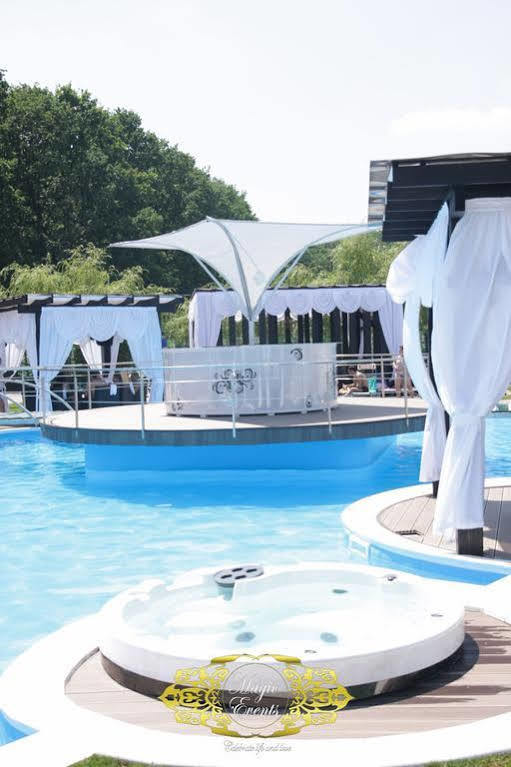 Hotel Magic Gt Trivale ピテシュティ エクステリア 写真