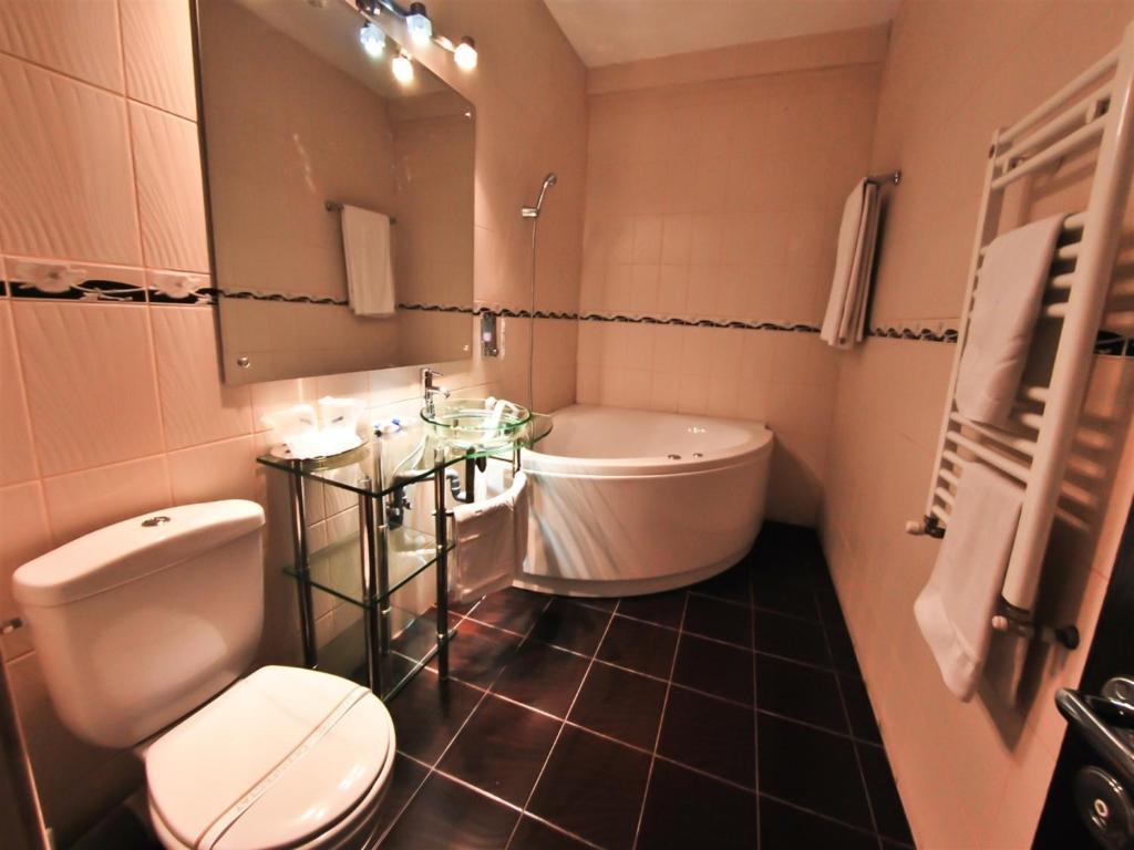 Hotel Magic Gt Trivale ピテシュティ 部屋 写真