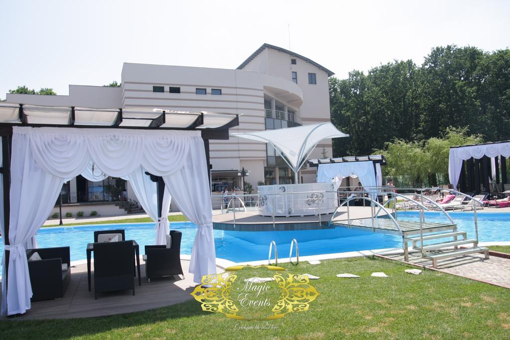 Hotel Magic Gt Trivale ピテシュティ エクステリア 写真
